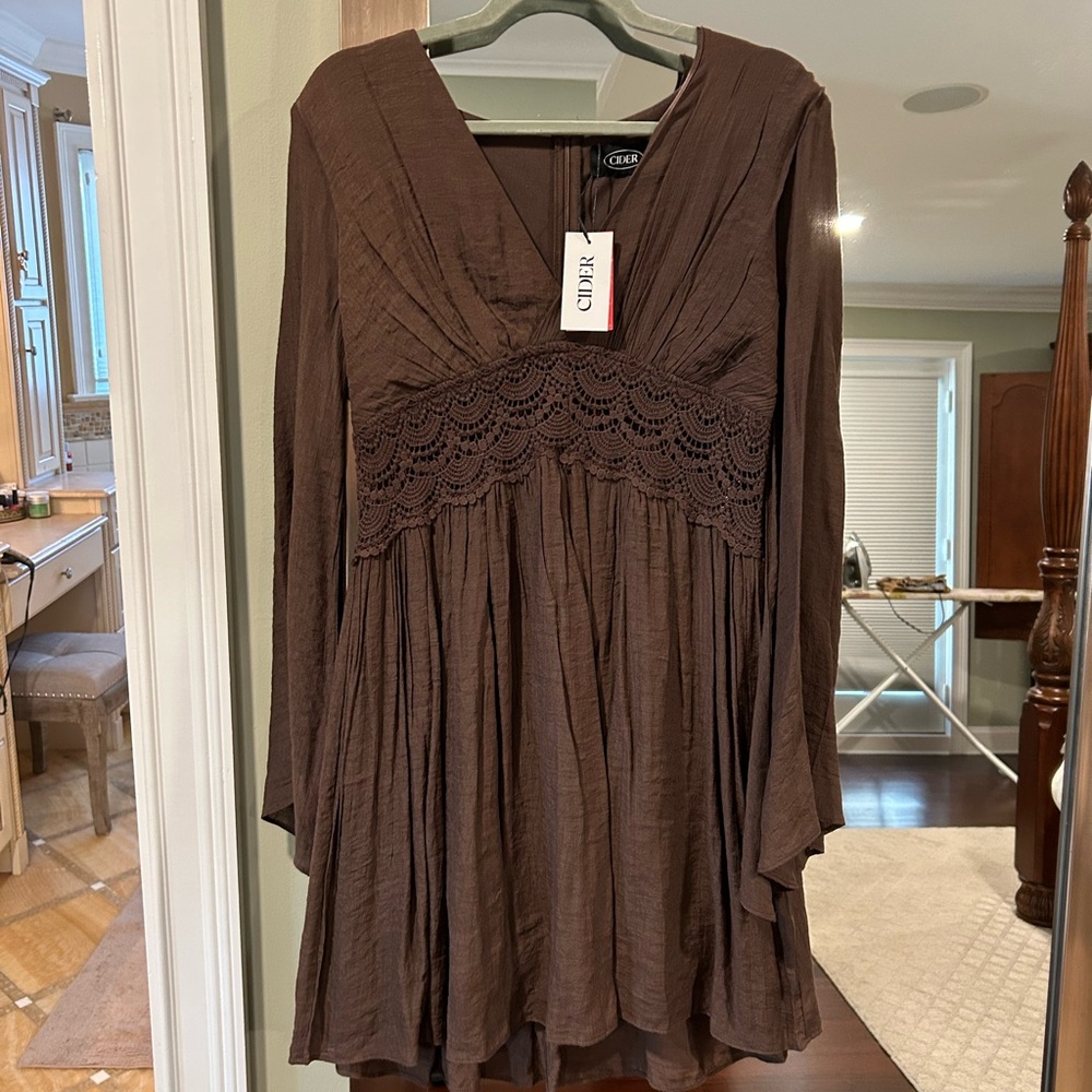 Brown dress flare sleeves